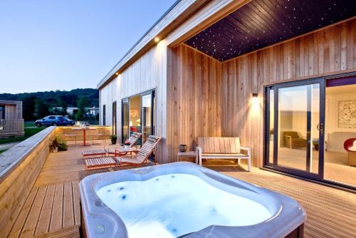 Cheddar House | Batcombe Hollow, Strawberryfield Park