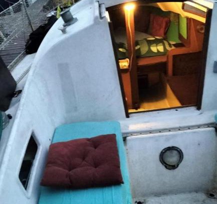 Port Rive Gauche Boat Rental | Bateau Voilier « Brenus lll »