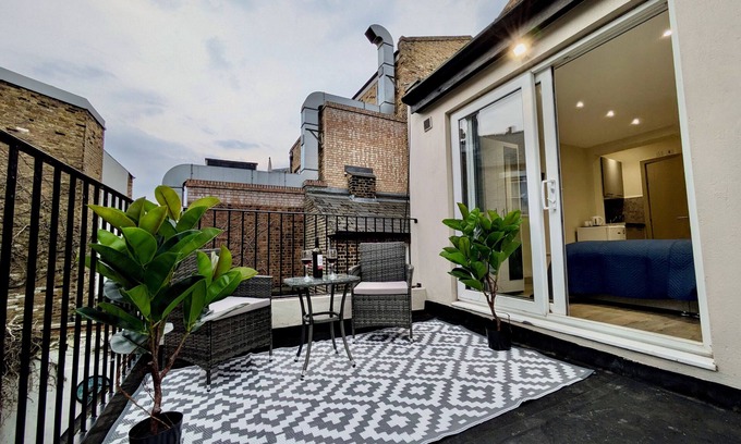 St. Mary's Park Apartment | Battersea Serviced Studio Apartments