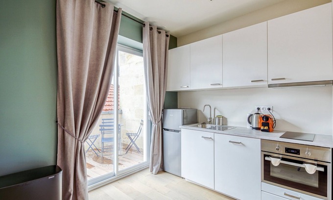 Saint Seurin - Fondaudege Apartment | Baudelaire apartment *