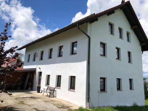 Hutthurm Apartment | Bauernhaus Auberg