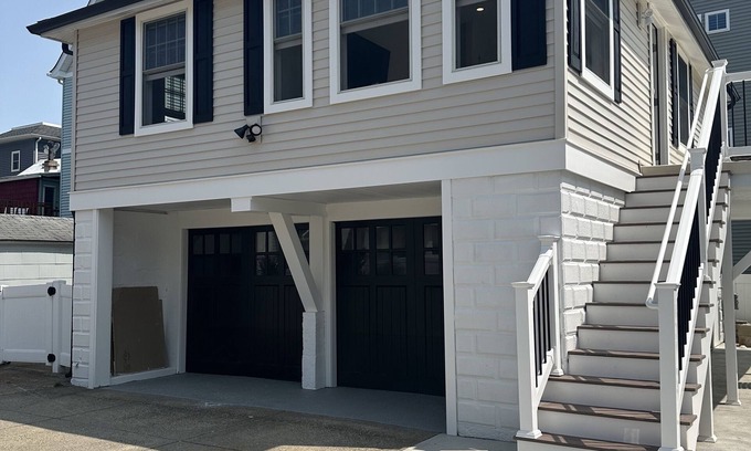 North End Condo | Bay Avenue Beauty!