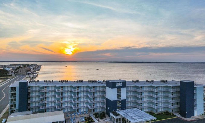 Midtown Ocean City Apartment | Bay Club Resort