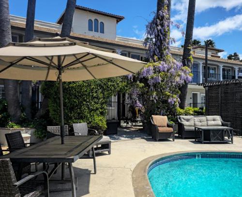 Westside Santa Cruz Hotel | Bay Front Inn