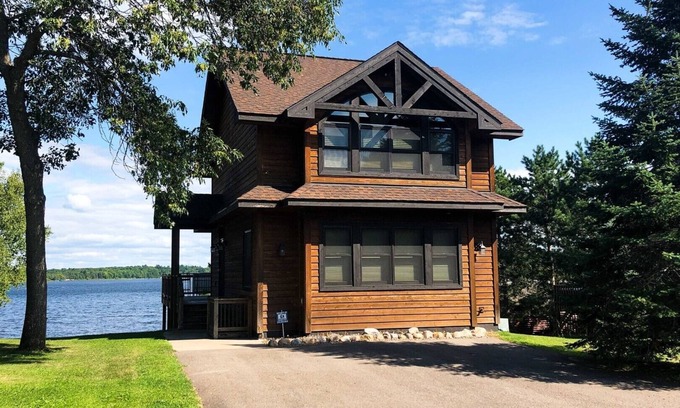 Bay Lake Cabin | Bay Lake Cabin w/200ft of Lakefront, fun deck, private dock + woodfire sauna!