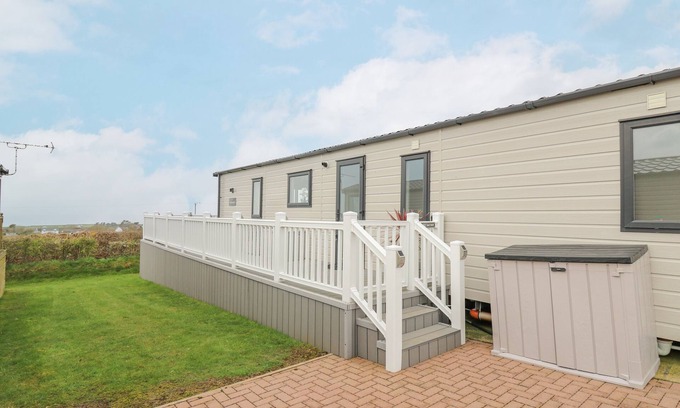 Llanllwchaiarn Cottage | BAY VIEW (41), family friendly, character holiday cottage in New Quay