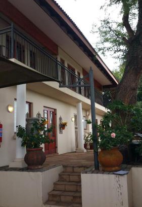 Hartbeespoort Apartment | Bay View 9 at Harties Lodge - Meerhof