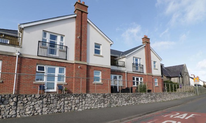 Tyn-y-Gongl House | Bay View