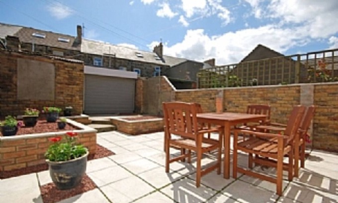 Amble Cottage | Bay View Sleeps 6 (3 Bedrooms)