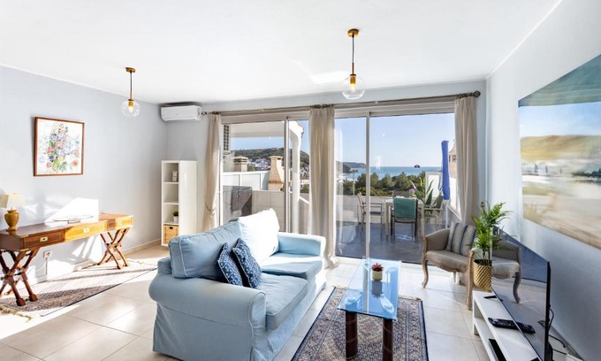 Salema House | Bay View Townhouse