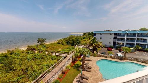 Tybee Island House | Bay View Villas 305 by Tybee Beach Vacation Rentals
