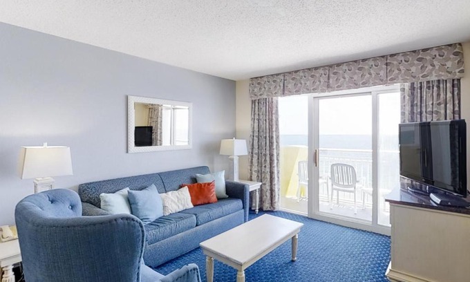 Crescent Beach Hotel | Bay Watch 1637