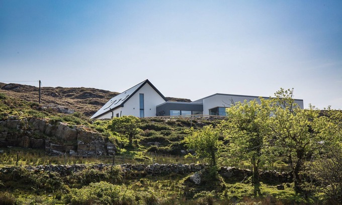Clifden Cottage | Baybridge House, Sky Road