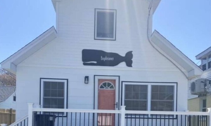 Villas Cottage | BAYDREAMER is a cozy cottage close to the water and pet friendly