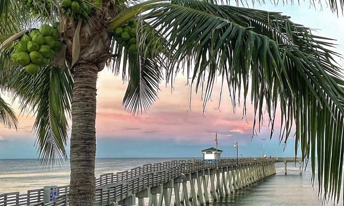 Laurel Villa | Bayfront Duplex Along Dona Bay, Amazing Views and Private Dock