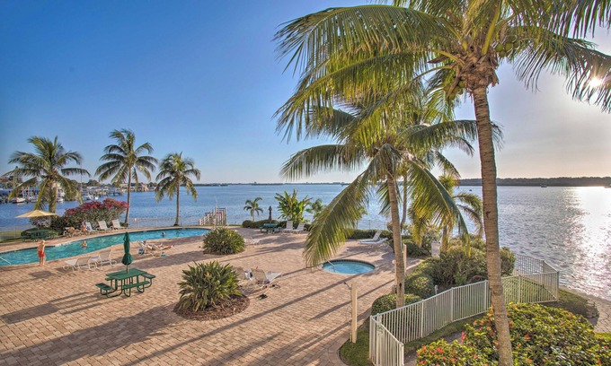 St. Petersburg - Clearwater Apartment | Bayfront Retreat: Private Balcony & Pool Access!