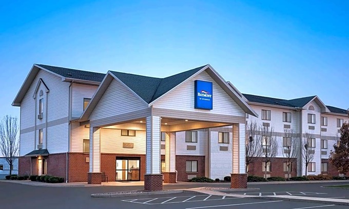 Cheektowaga Hotel | Baymont by Wyndham Buffalo