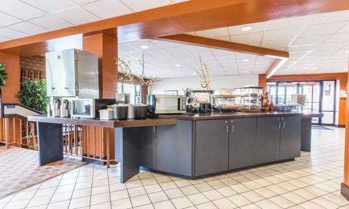 Sharonville Hotel | Baymont by Wyndham Cincinnati