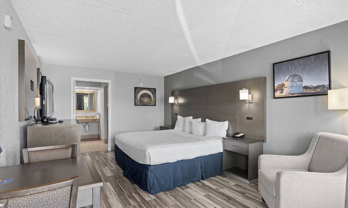 Orlando Hotel | Baymont by Wyndham Orlando East
