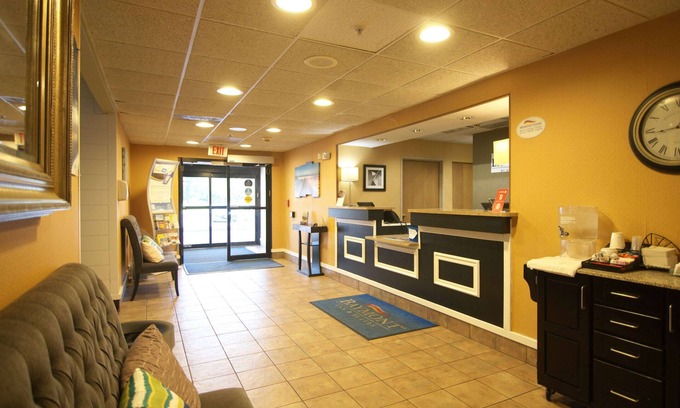 Portage Hotel | Baymont by Wyndham Portage Indiana Dunes