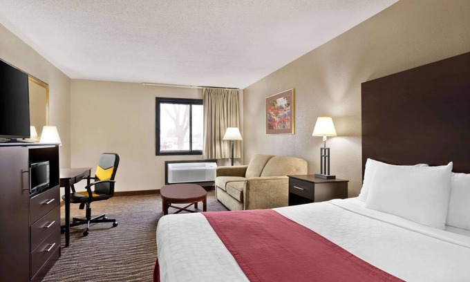 Sioux Falls Hotel | Baymont by Wyndham Sioux Falls West (67058) Sioux/Near Airport