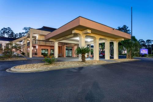 Tallahassee Hotel | Baymont by Wyndham Tallahassee