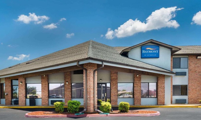 Tupelo Hotel | Baymont by Wyndham Tupelo