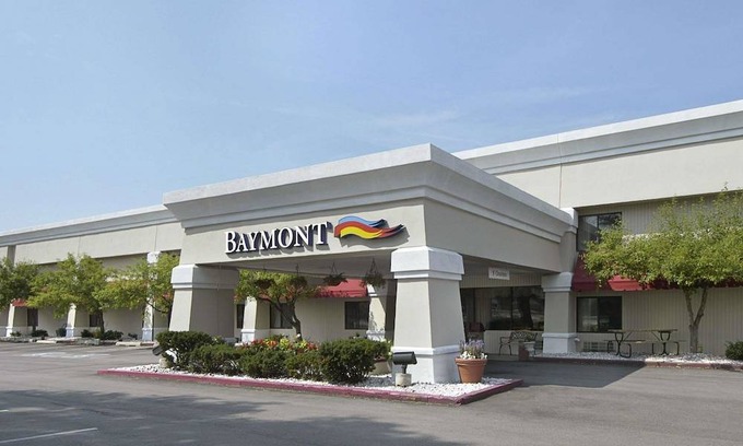 Jackson Hotel | Baymont by Wyndham Jackson