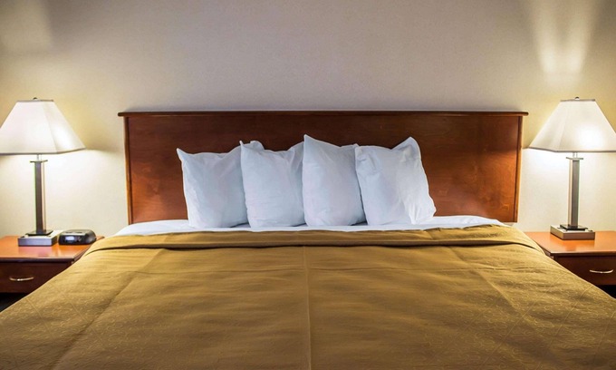 Youngstown Hotel | Baymont by Wyndham Youngstown