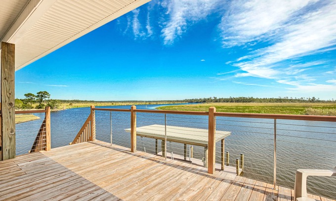 Lacombe House | Bayou Lacombe Big Branch Wildlife Refuge Retreat