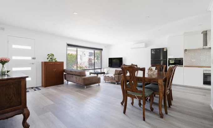 Capel Sound House | Bayshore Bliss - A Family Beachside Hideaway