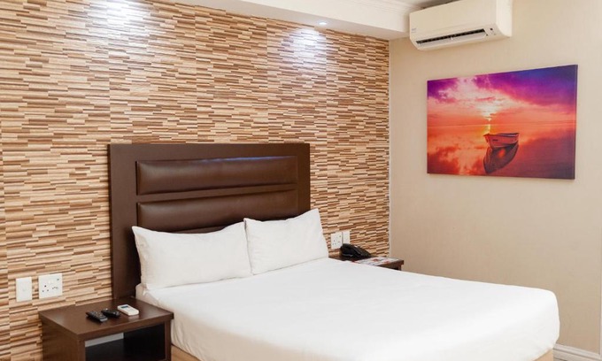 South Beach Hotel | Bayside Hotel 100 Pixley Kaseme Street (West Street)
