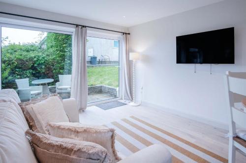 Oxwich Ski Chalet | Bayview 3 - 2 Bedroom Chalet - Bayview Oxwich