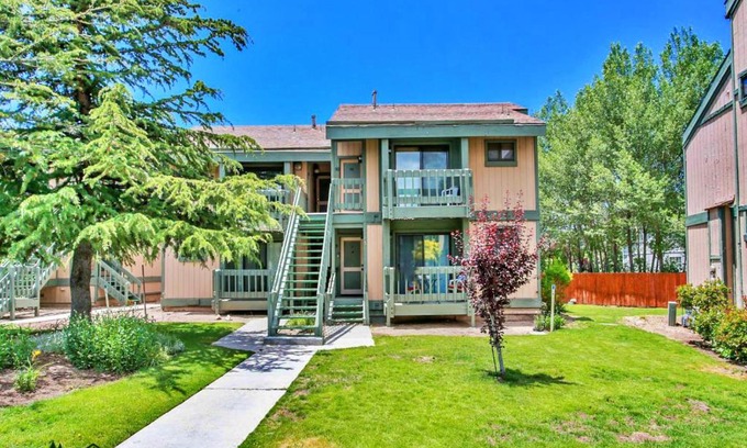 Boulder Bay House | Bayview Condo - Condo is cozy and a great location for kayaking and paddle boarding!