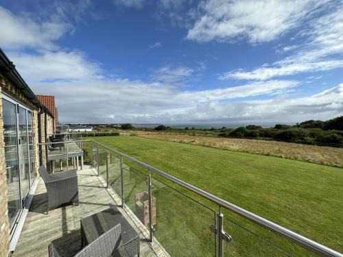 Filey House | Baywatch and Baybreak