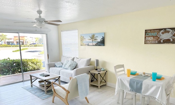 Golden Beach Estates Condo | BB's Beach Vacay Home