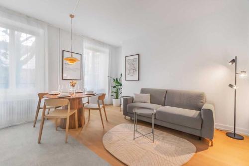 Vorstadte Apartment | BC Apart 1 - Charming Apartment in City Center - Close to Rhine and Old Town