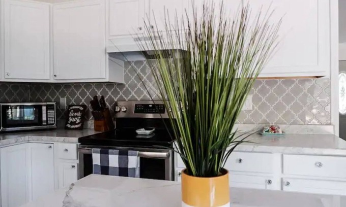 Benton Harbor House | Be Our Guests: Harbor Shores Comfort Meets Charm