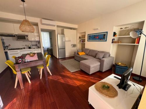 Varesine Apartment | Be Your Home - Milano Sister's House