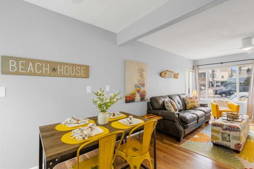 Central Mission Beach House | Beach-2-Bay 1br - In the Heart of Mission Beach