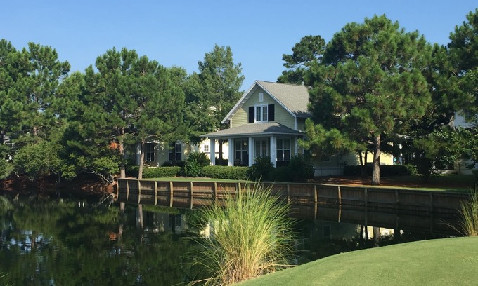 Laurel Grove House | BEACH and GOLF COTTAGE!-Emerald Coast Beach and Golf at its best! 2 Golf Carts