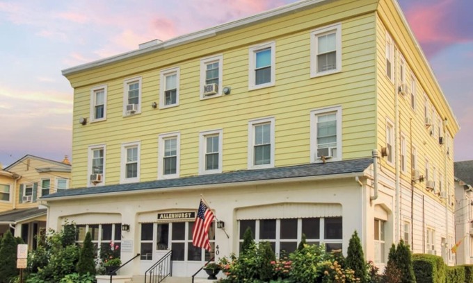 Ocean Grove Apartment | Beach Apt #4 - Studio w Kitchen, Bath, LR, & Patio