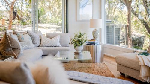 Hardys Bay House | Beach, Bay, Bush and Heated Plunge Pool