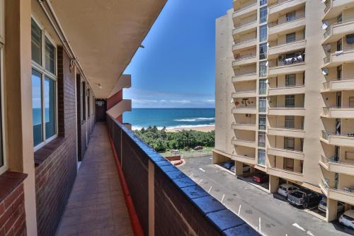 Amanzimtoti Apartment | Beach Bliss