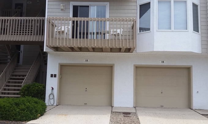 Southend Condo | Beach Block 2 Bedroom Condo with Views of Atlantic City