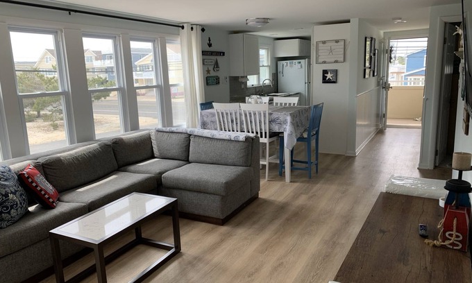 South Beach Haven House | Beach Block in Beach Haven