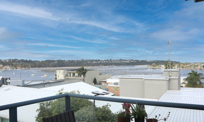 Merimbula Apartment | Beach Break: Pet friendly fenced yard in town