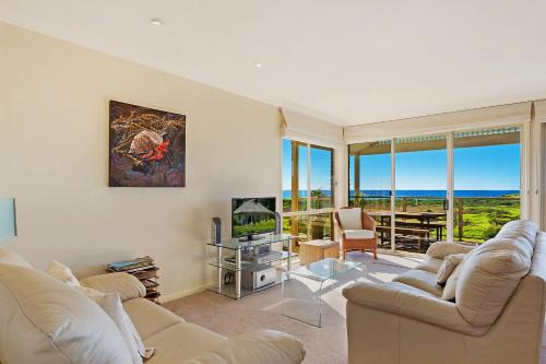 North Narooma Apartment | Beach Breakers Apartment Stunning Views