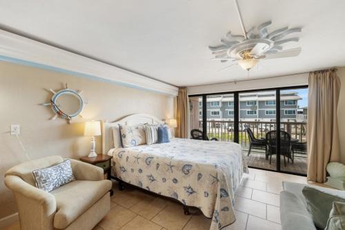 Cedar Key House | Beach Comber 215 at Cedar Cove Condos