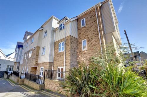 Broadstairs Apartment | Beach Court